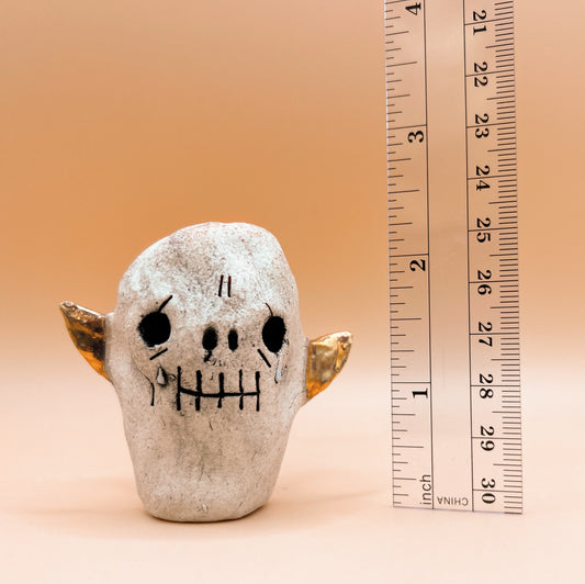 Wants a Friend Flying Skull